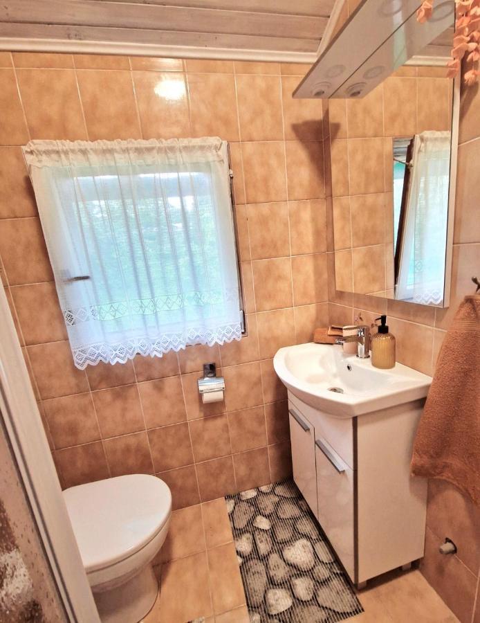 App & Beauty Loza Apartman Zambratija Kültér fotó